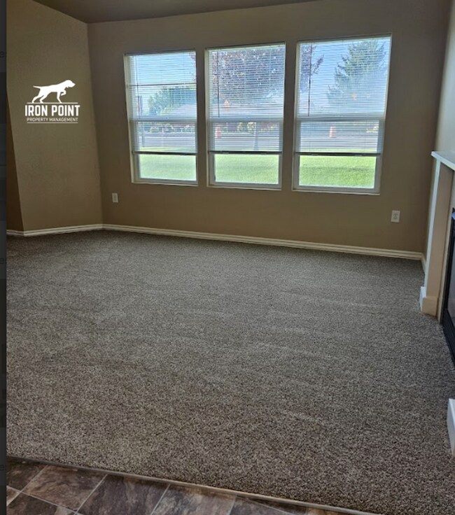 Photo - ELD4013 Unit #104