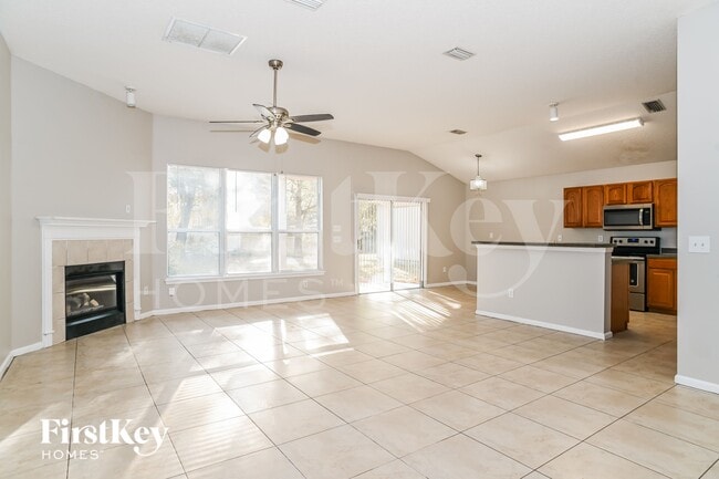 Photo - 887 Candlebark Dr