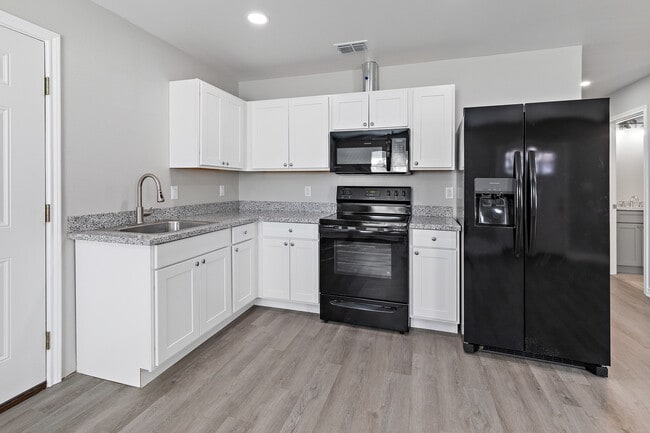 Photo - 216 W Starr Ave