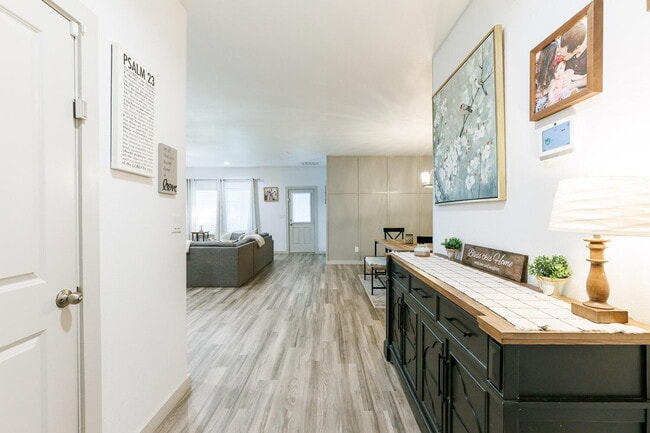 Photo - Spacious 4 Bed, 2 Bath Home in Abbey Glen w/ Liberty High School Feeder Pattern!