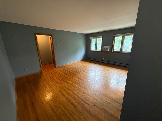 Photo - Mayfair Apartments