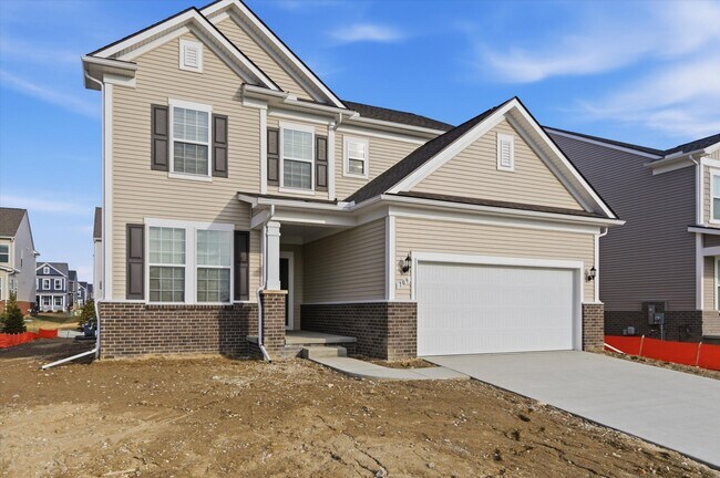 Photo - 709 Risdon Trail S