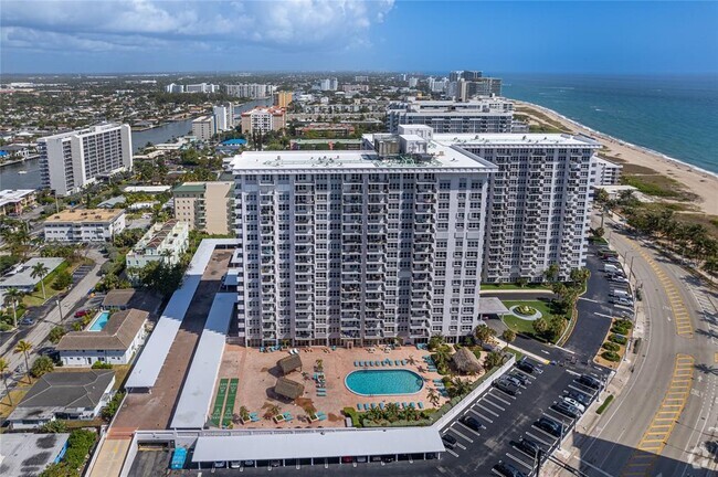 Building Photo - 405 N Ocean Blvd Unit 1115 Rental
