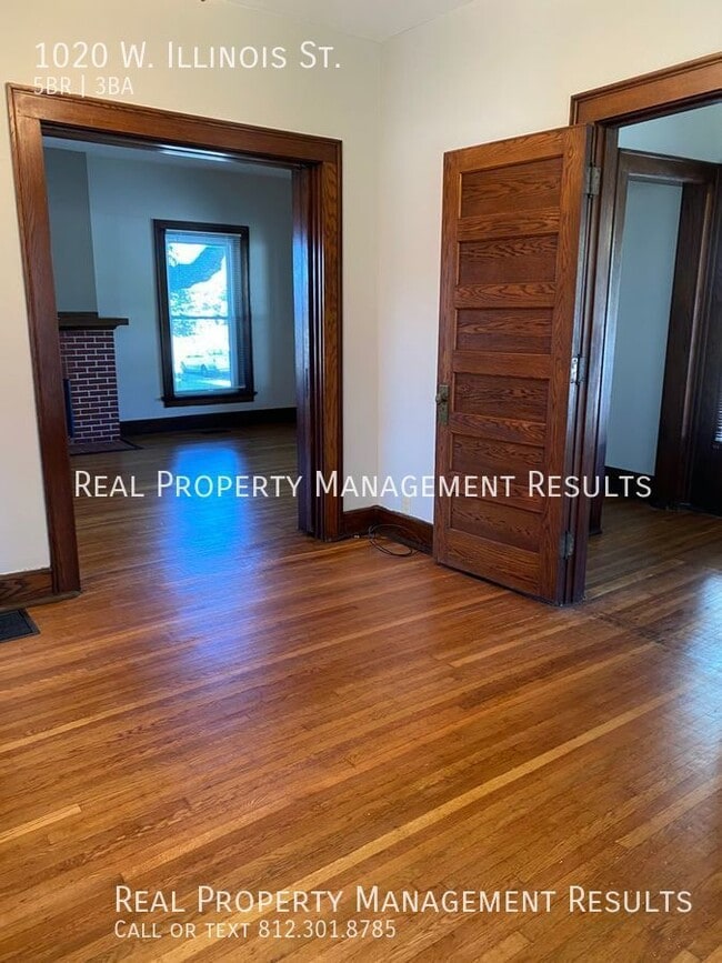 Amazing 5 Bedroom, 2 1/2 Bath Centrally Lo... Rental House Rental in