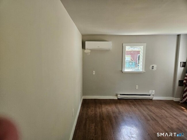 Photo - 300 Railtree Hill Rd