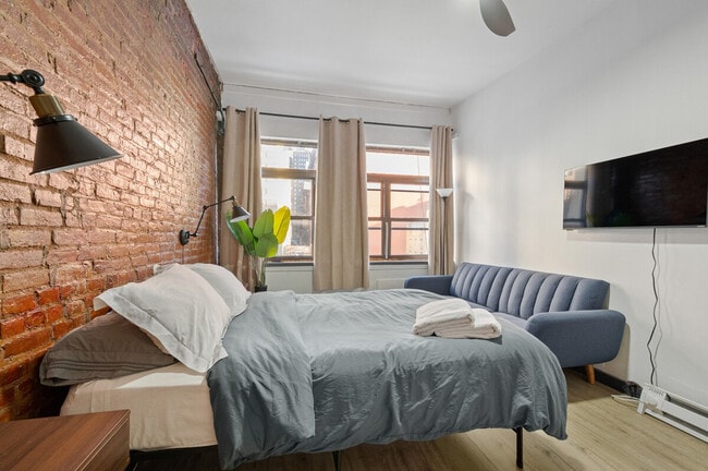 Photo - 301 W 31st St Unidad SI ID1323979P