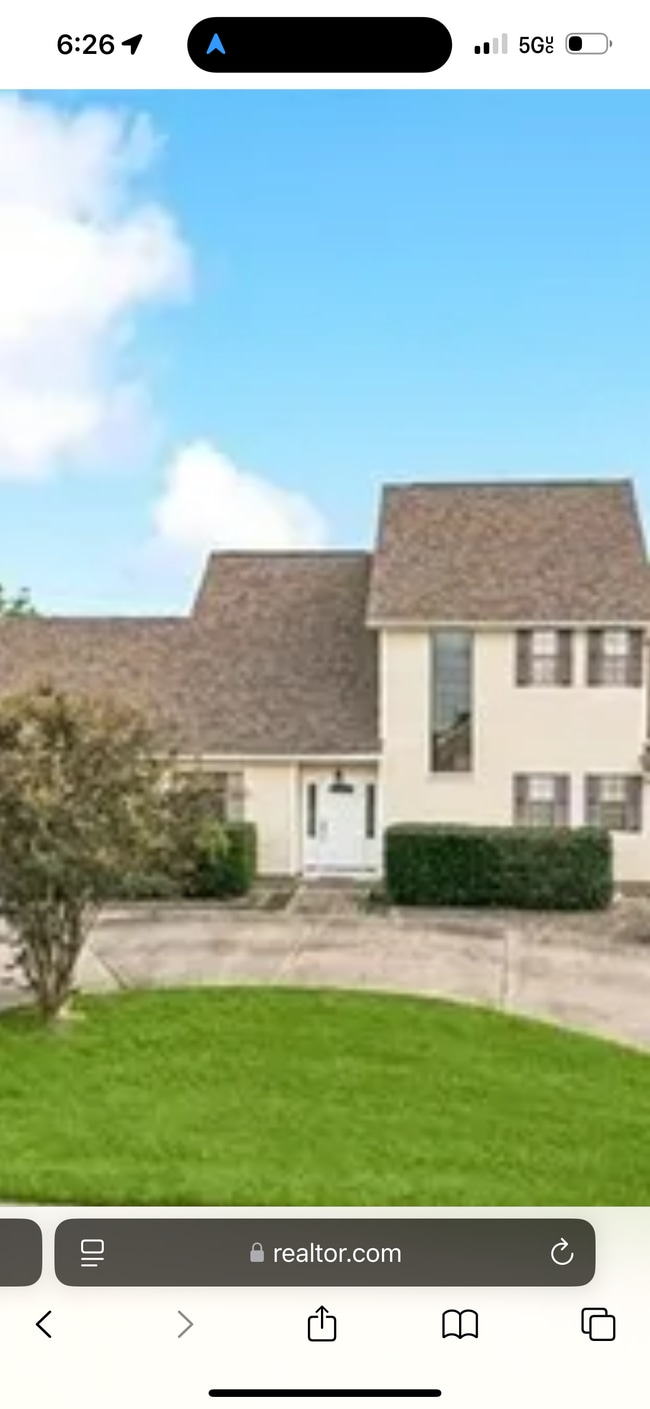 Photo - 277 Moonraker Dr