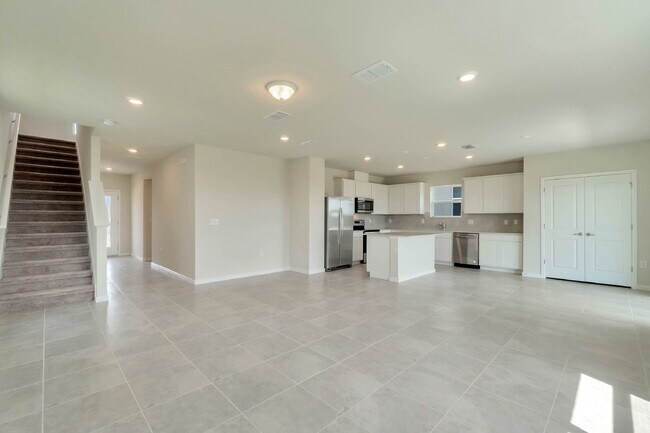 Photo - Available on 08/10! Desirable 4-Bedroom Home in Scenic Ridgeview Community