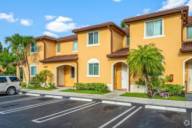 Building Photo - 12080 SW 268th St Rental