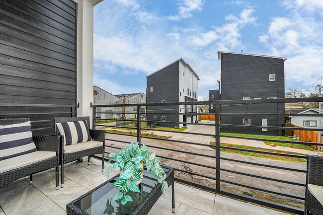 Photo - 531 Schweikhardt St