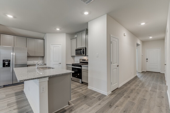 Photo - 2942 Trusting Way