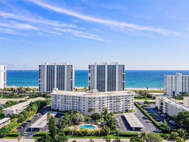 Building Photo - 2851 S Ocean Blvd Unit U7