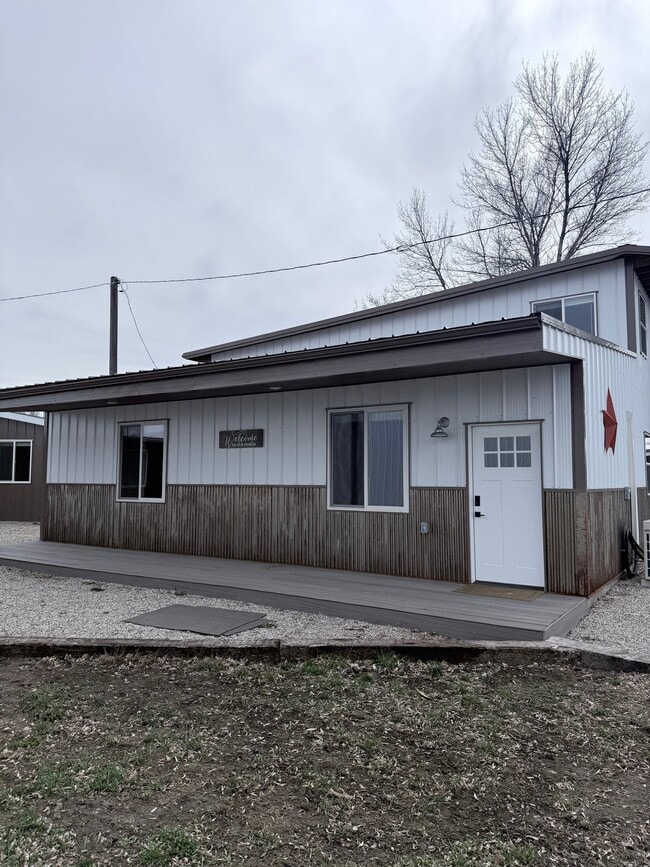 211 Fish Hatchery Rd