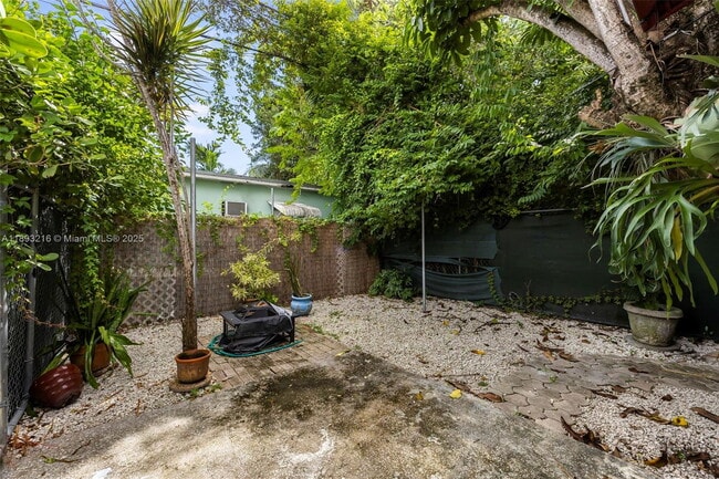 Photo - 3690 SW 9th Terrace