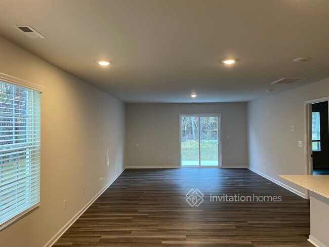 Photo - 5113 Cameron Cmns Pkwy