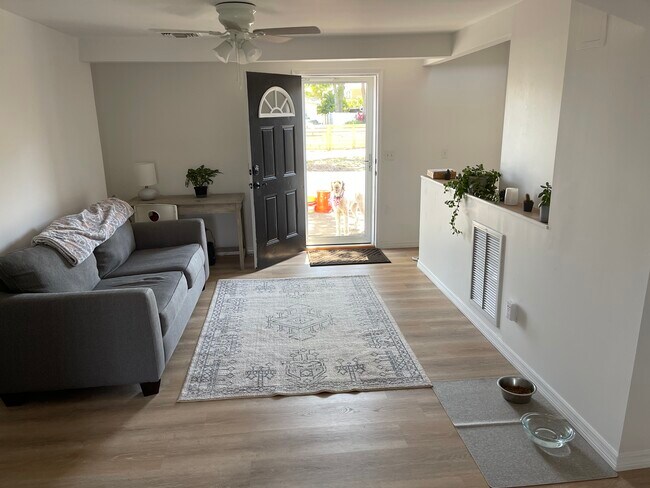 Living room with front door - 5159 6th Ave N