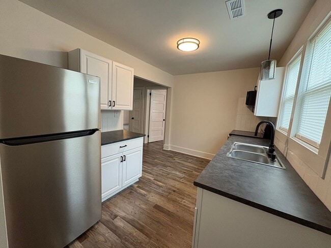 Photo - 506 Watson Ave
