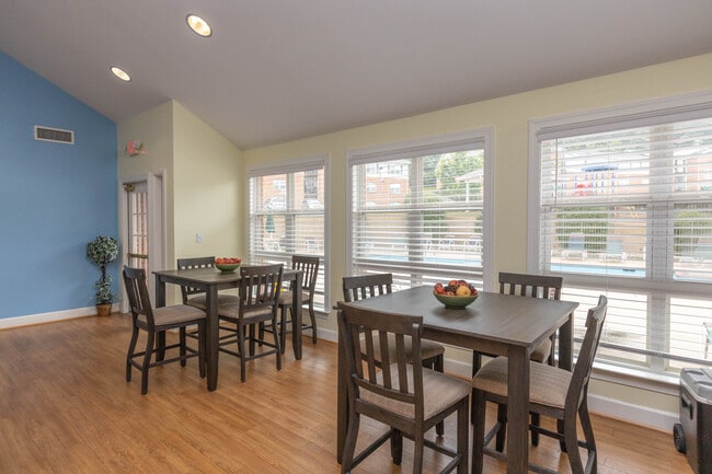 Photo - Frontier Ridge Apartments