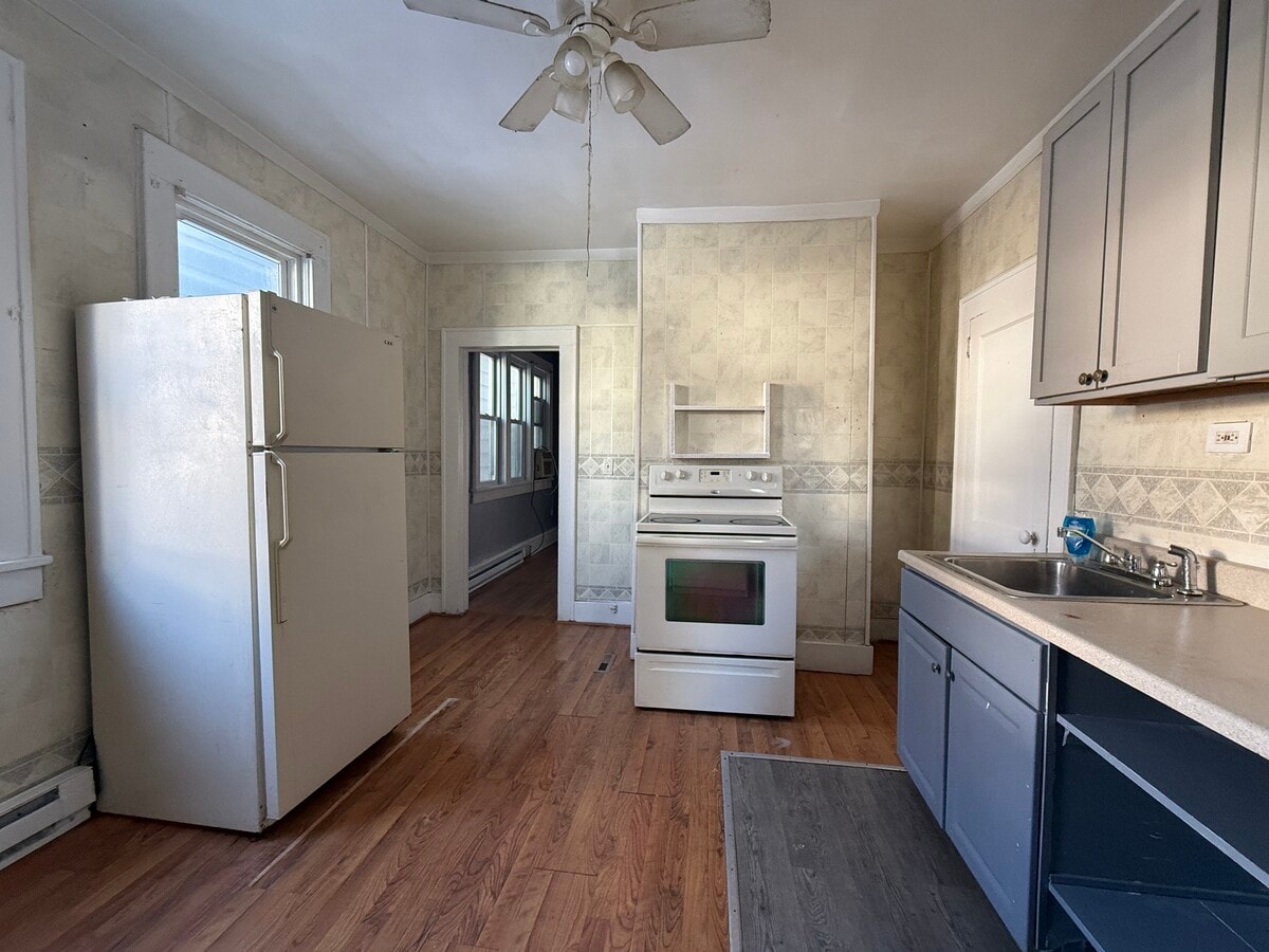 Photo - 83 S Empire St Unit 2