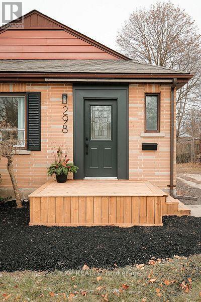 Photo - 298 Swanston Ave