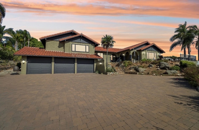 Photo - 2073 Elevado Rd