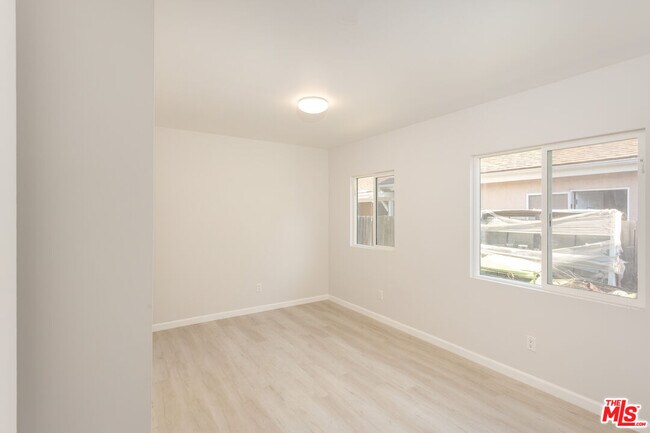 Photo - 7036 Yolanda Ave