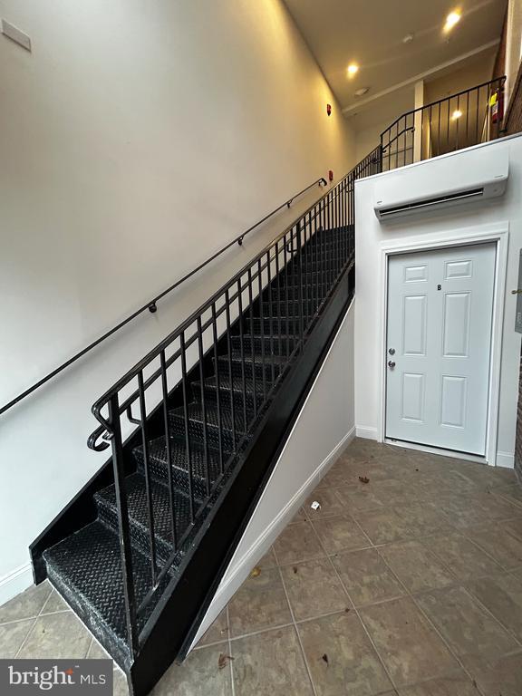 Photo - 45 E High St Unit 2ND FLOOR/2 BEDROOM