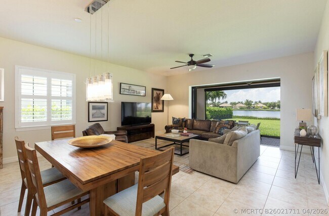 Photo - 10274 Prato St
