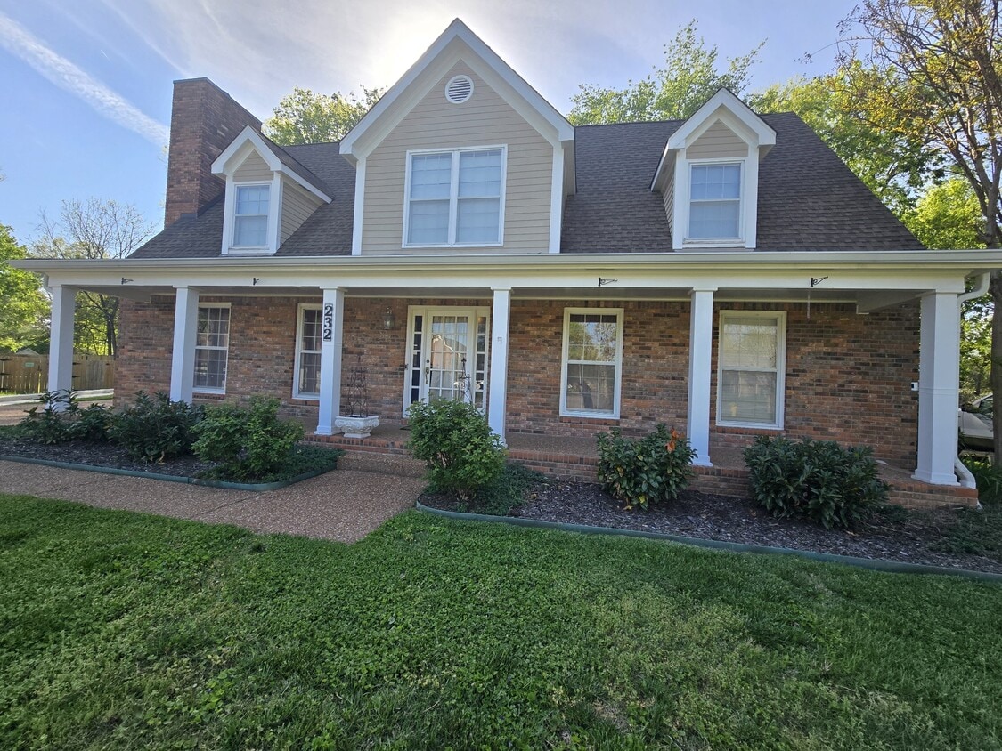 Photo - 232 Pebble Glen Dr (Franklin, TN)