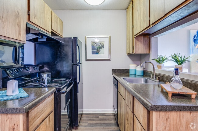 A4 1 habitación, 1 baño - 585 pies cuadrados - Olive Tree