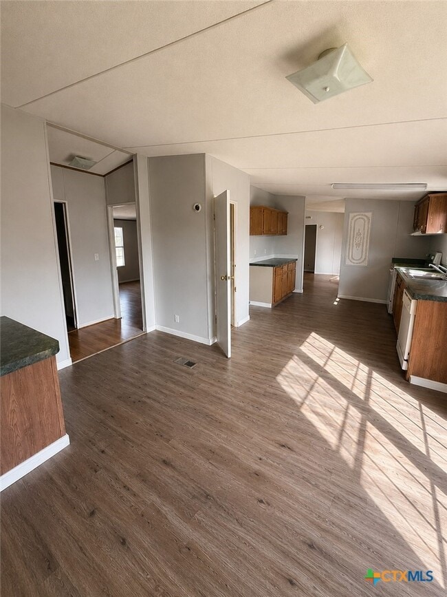 Photo - 156 Sonnyland Dr