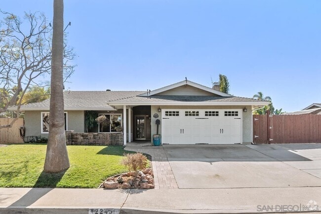 Building Photo - 2245 Nob Hill Dr Rental