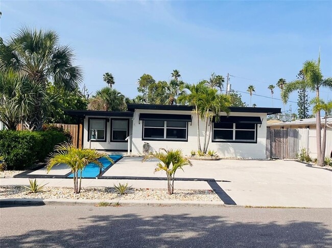 Building Photo - 3208 E Maritana Dr Rental