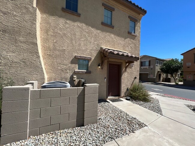 Photo - HALF OFF FIRST MONTHS RENT SPECIAL!