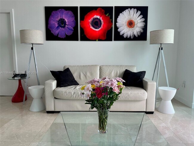 Photo - 950 Brickell Bay Dr Unit 4708