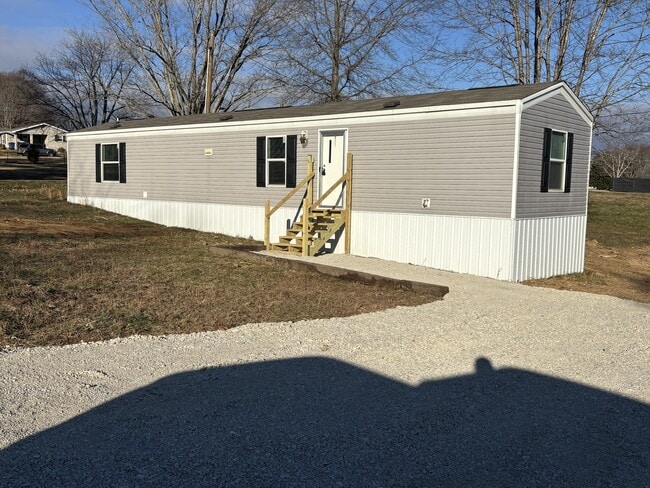 Building Photo - 27 Shafter Shepola Rd