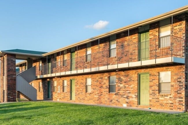 Building Photo - 617 S. Campbell Rental
