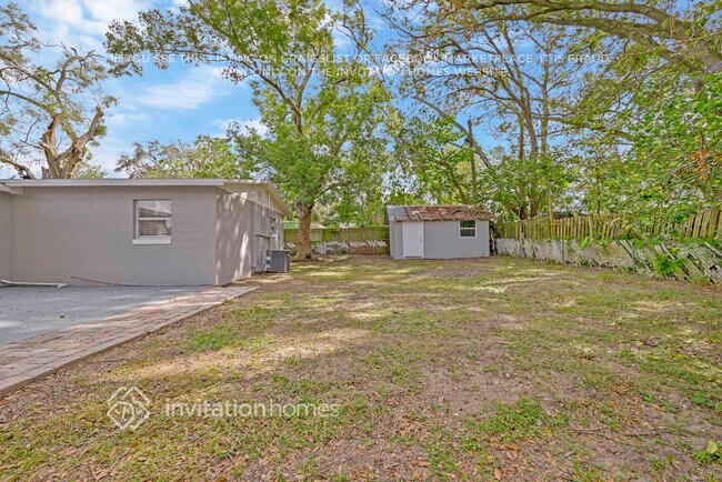 Photo - 7204 Harwick Dr