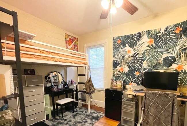 Photo - 112 Hillside St Unidad #1