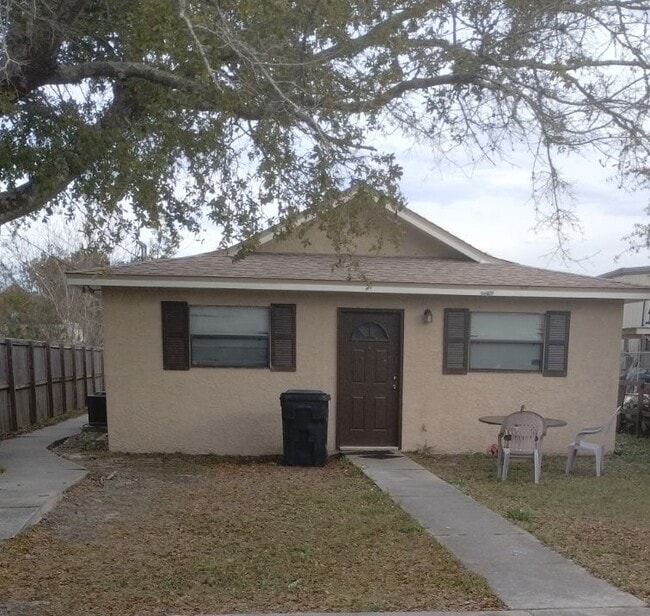 Building Photo - 1110 Sheffield Ave