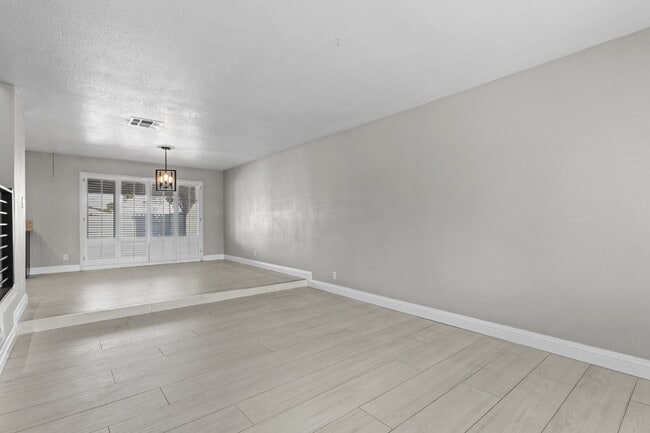 Welcome to your entertainers dream home!