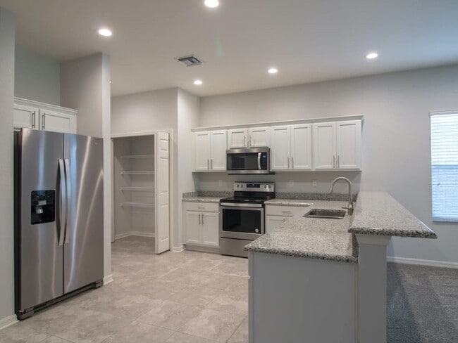 Photo - 1097 Grantham Dr