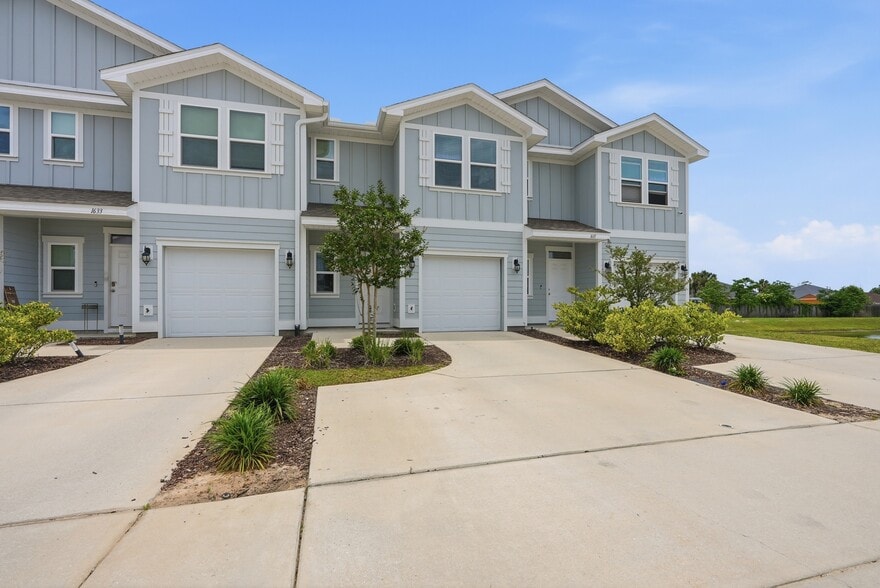 1635 Caleigh Ct