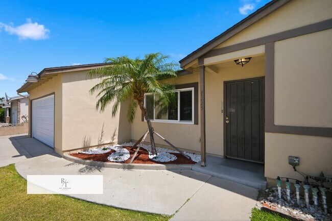 Photo - 1225 W Glenmere St
