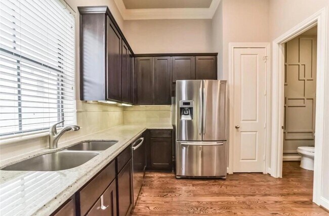 Photo - 9642 Knight Rd