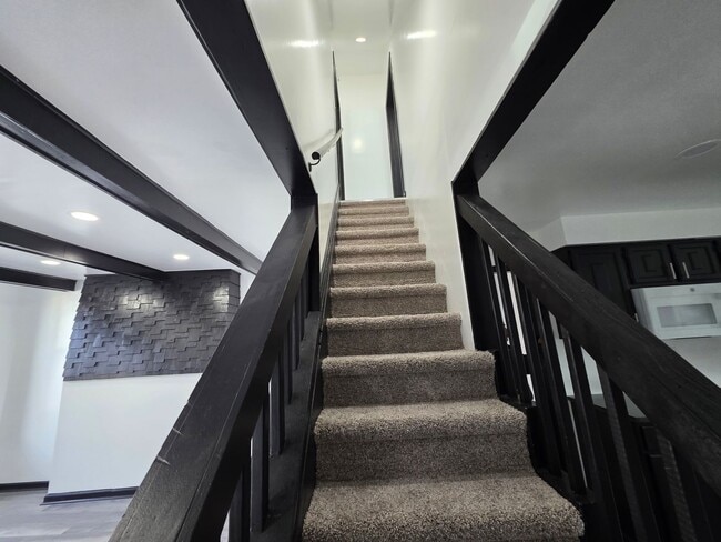 Photo - Fully Updated 3 bedroom 1 bath house for in the South Side Slopes!