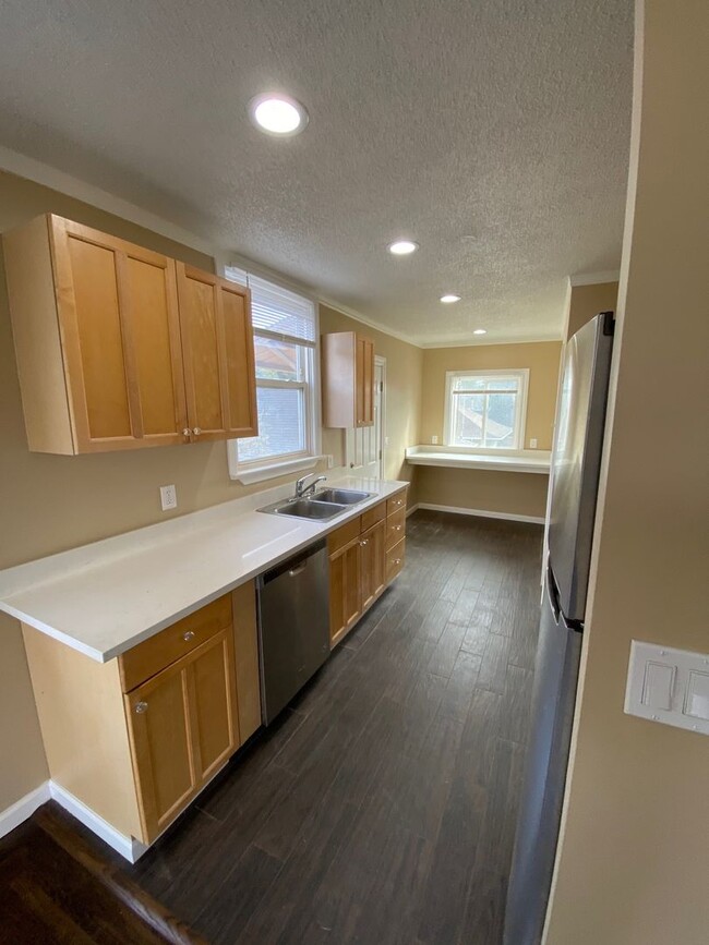 Photo - 817 52nd St Unidad B