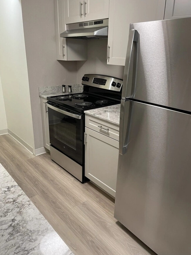 Deepwood North Apartments