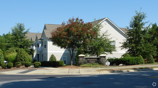 Madison Glen Apartments