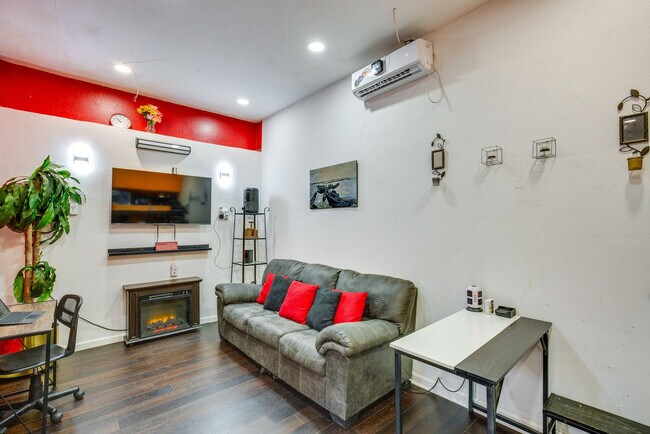 7244 Piedmont Dr Unit SI ID1546168P